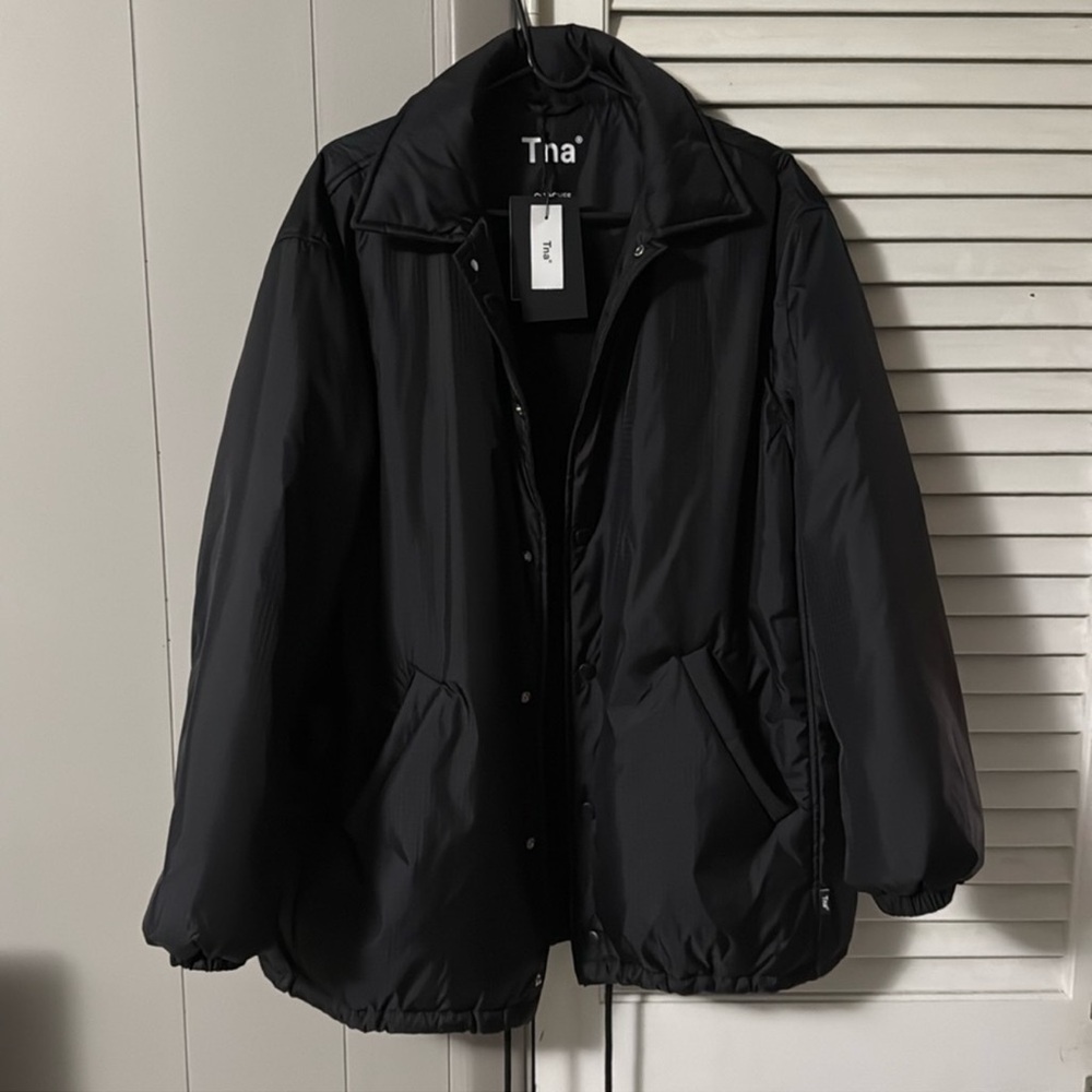 ARITIZIA TNA COACHES JACKET - Picture 6 of 9